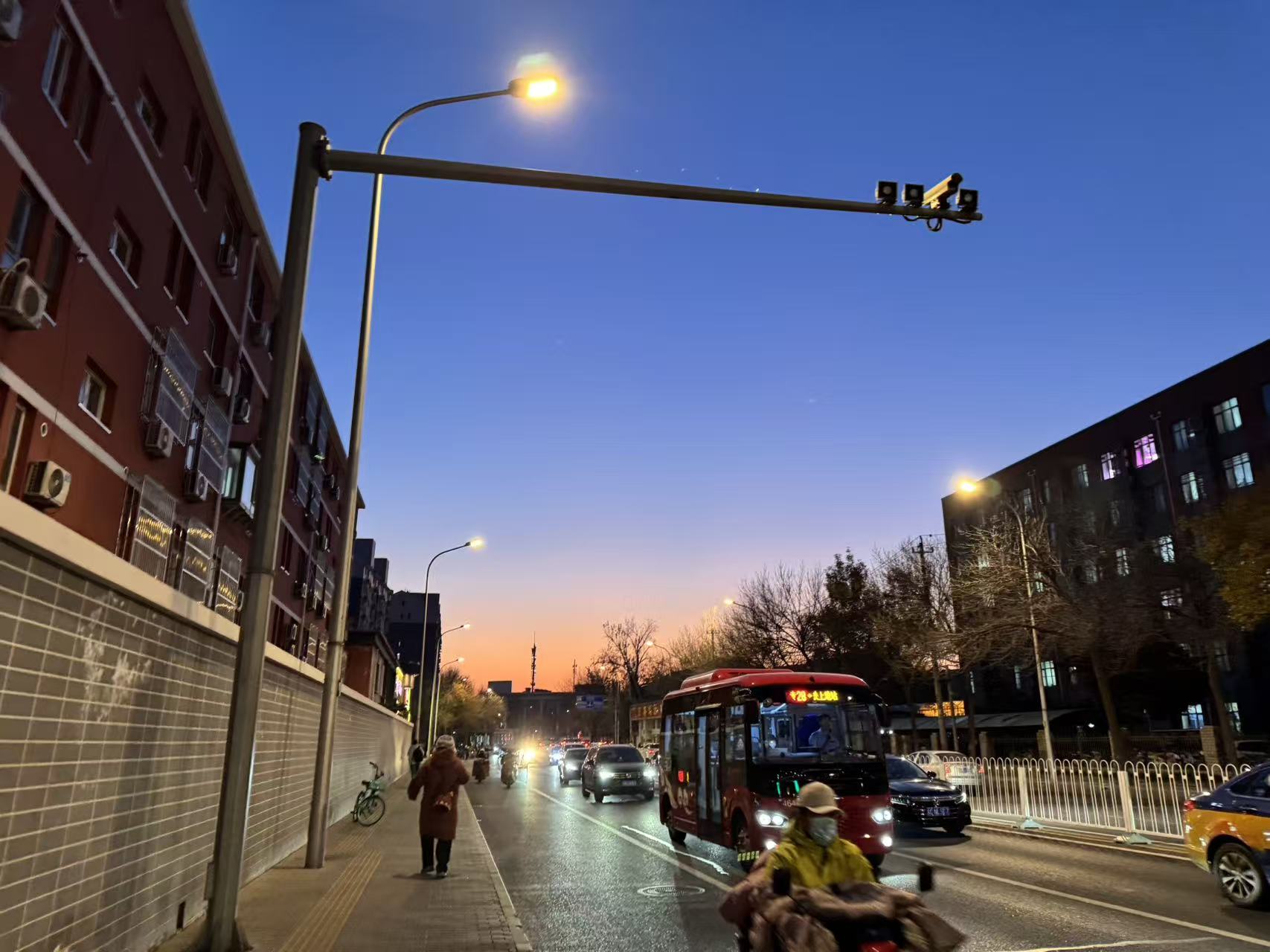 53.秋之晚霞（侯晓宇 摄）.jpg